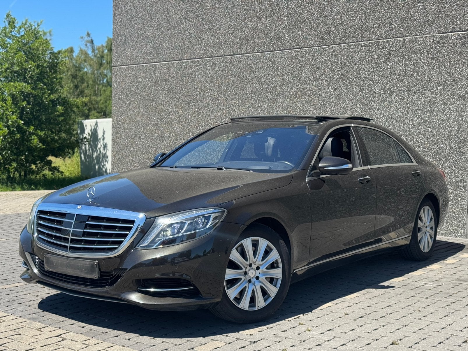 Mercedes-Benz S500L V8 Full Option 1st Owner(Ketting Lawaai), Auto's, Mercedes-Benz, 335 kW, 199 g/km, Parkeerassistent, Zwart