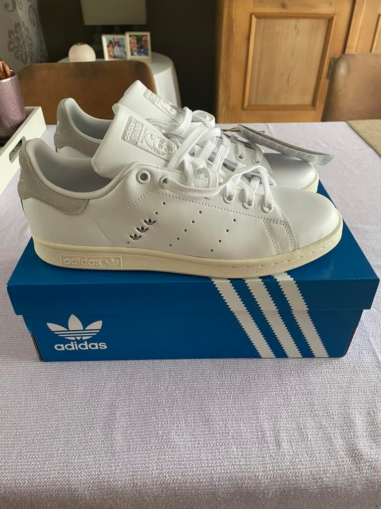 Nieuwe Stan Smith Adidas sneakers, Vêtements | Hommes, Chaussures, Neuf, Enlèvement ou Envoi, Blanc, Baskets