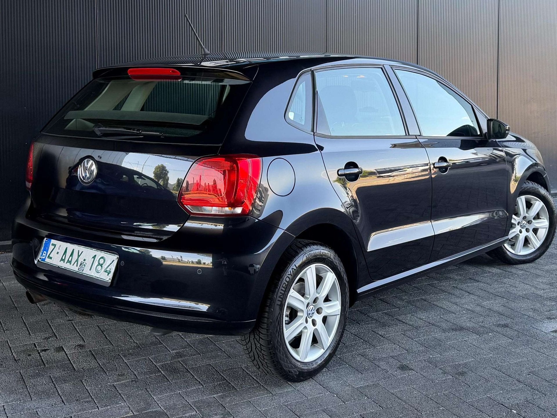 Volkswagen Polo 1.2 tsi Highline, Auto's, Euro 5, 105 pk, Gebruikt, Zwart