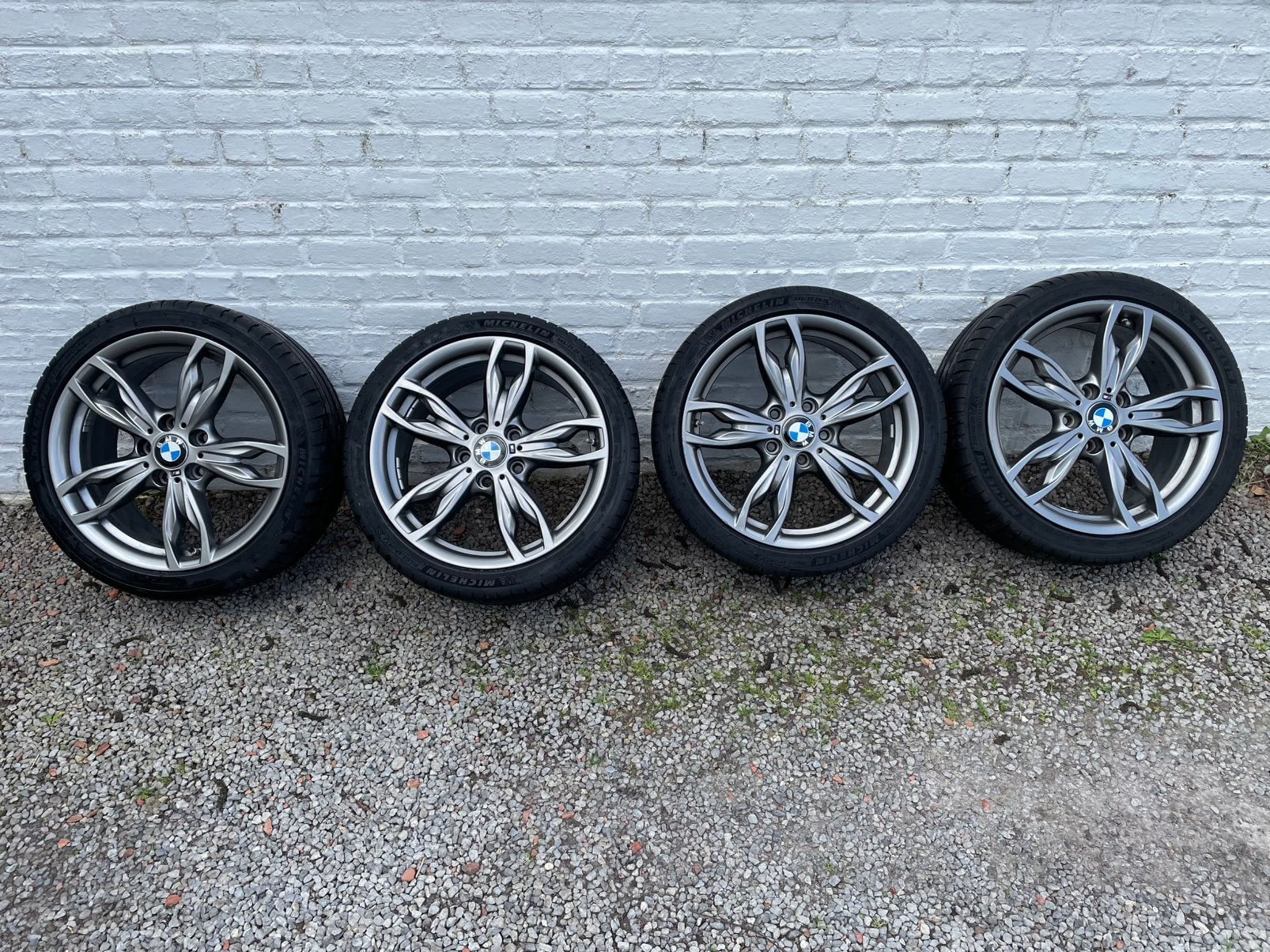 Jantes orginales BMW M140i, Enlèvement, 18 pouces, Pneu(s)