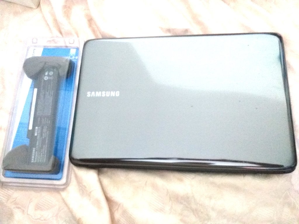 Ordinateurs portables samsung  NETBOOK  NP - R540 en panne, Enlèvement ou Envoi, Samsung