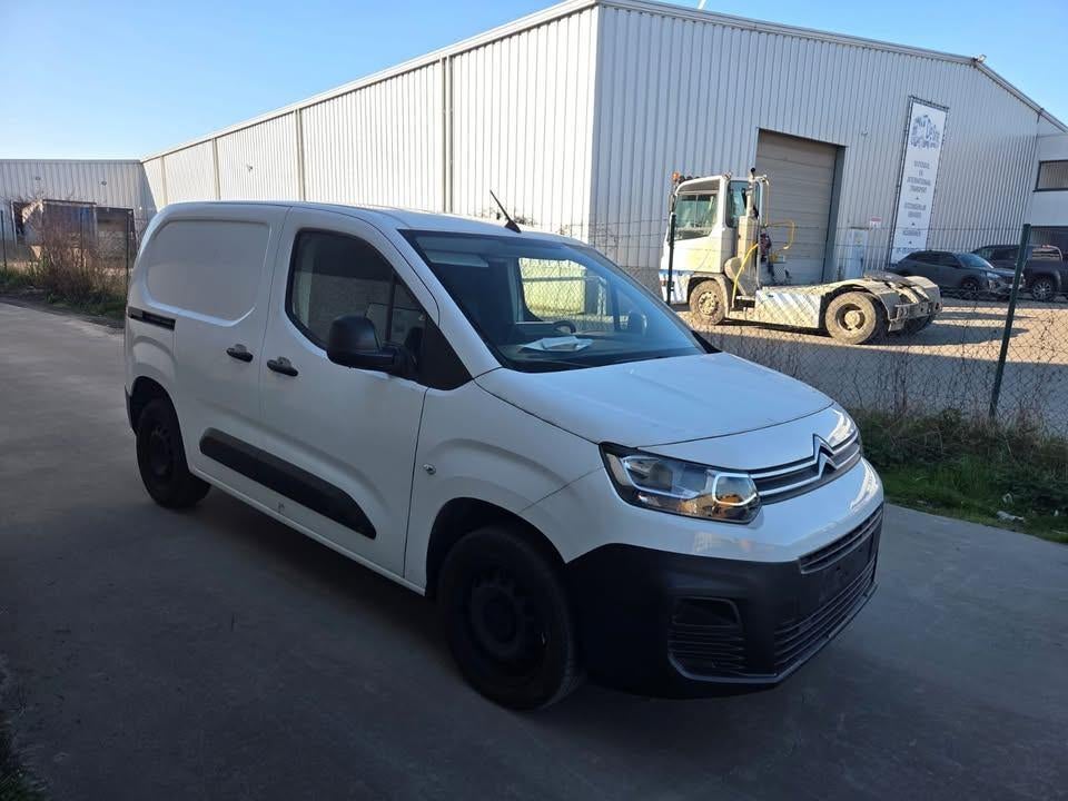 Citroën Berlingo 1.2 essence 2020 81 kW 33 000 km, Autos, Achat, 3 places, Boîte manuelle, Berlingo