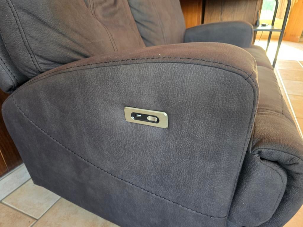 Te koop: comfortabele 2-zitsbank met relaxfunctie, Ophalen, Stof