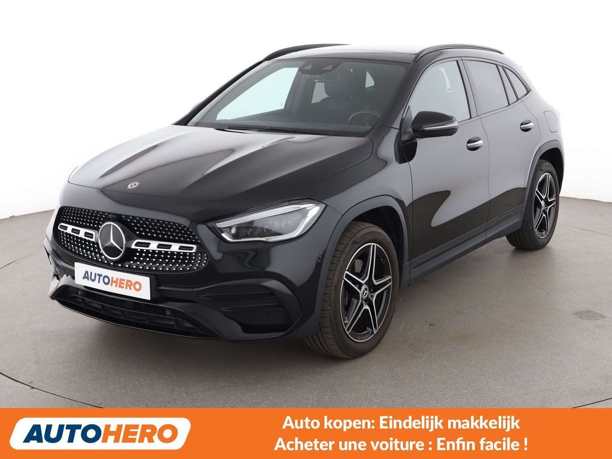 Mercedes-Benz GLA 250 GLA 250e AMG Line (bj 2023, automaat), Auto's, Mercedes-Benz, 32 g/km, Gebruikt, Alcantara, Zwart