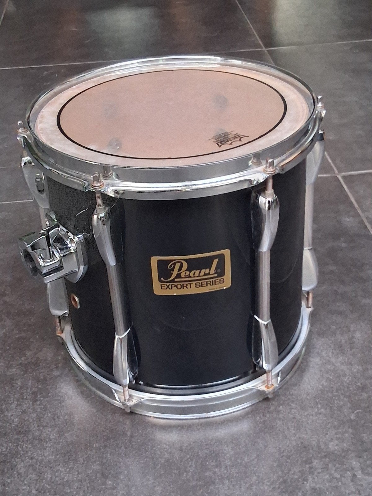 Pearl Export series Tom 10" / 10"
Color: Jet Black 
Earl "Go, Muziek en Instrumenten, Ophalen of Verzenden, Gebruikt, Trommel