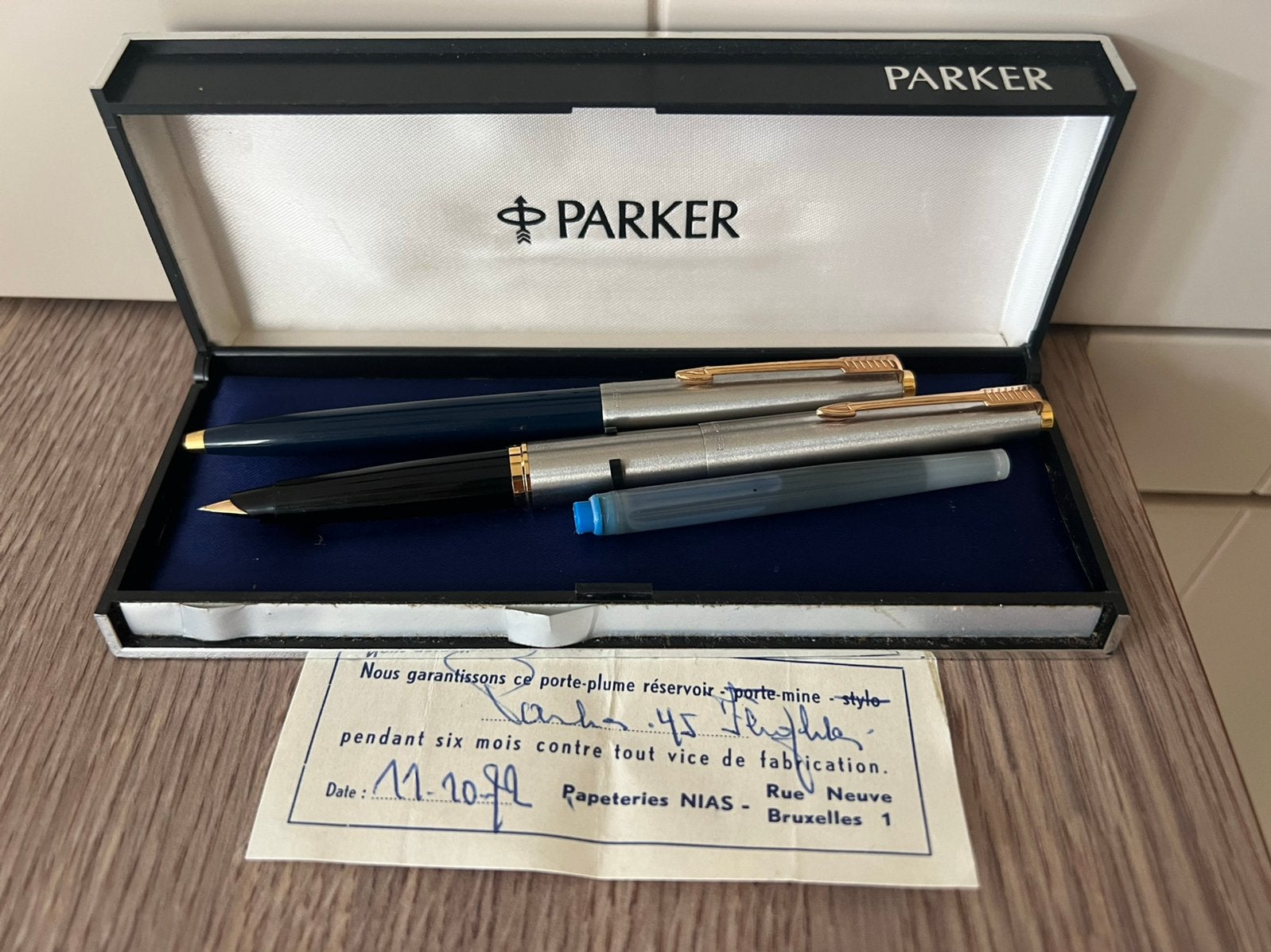 1972 Parker 45 Flighter 14k M punt NOS gold trim + ballpoint, Ophalen of Verzenden, Zo goed als nieuw, Parker
