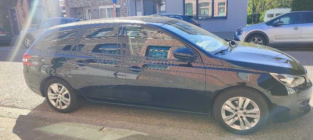 Peugeot 308 Stationwagen Break, Auto's, Stof, 1199 cc, Zwart, 115 g/km
