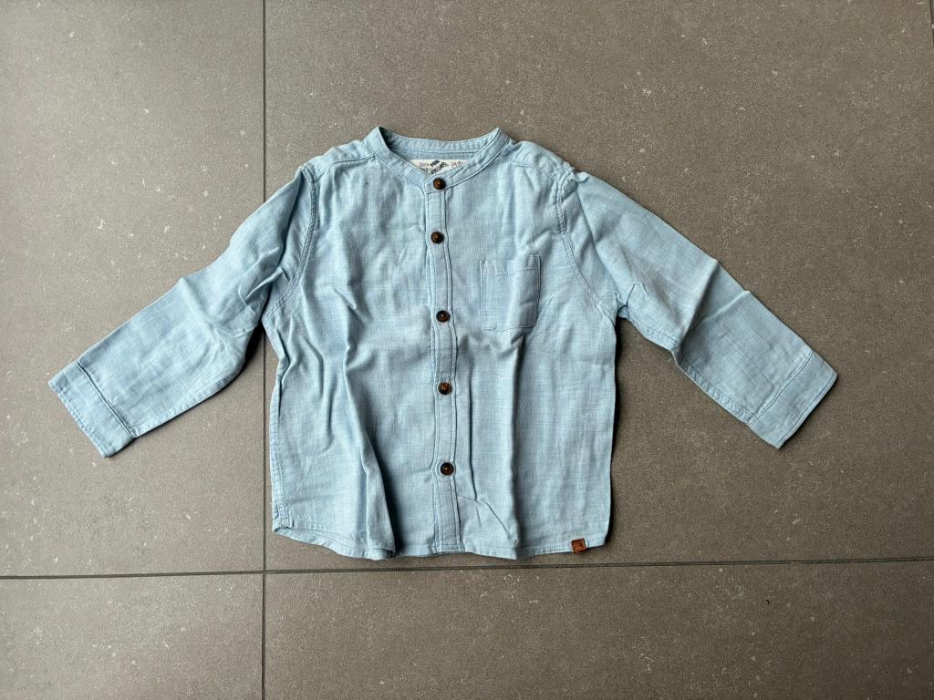 Lichtblauw hemdje van Zara (Maat 92 / 2 jaar), Enfants & Bébés, Vêtements enfant | Taille 92, Garçon, Enlèvement ou Envoi, Chemise ou Chemisier