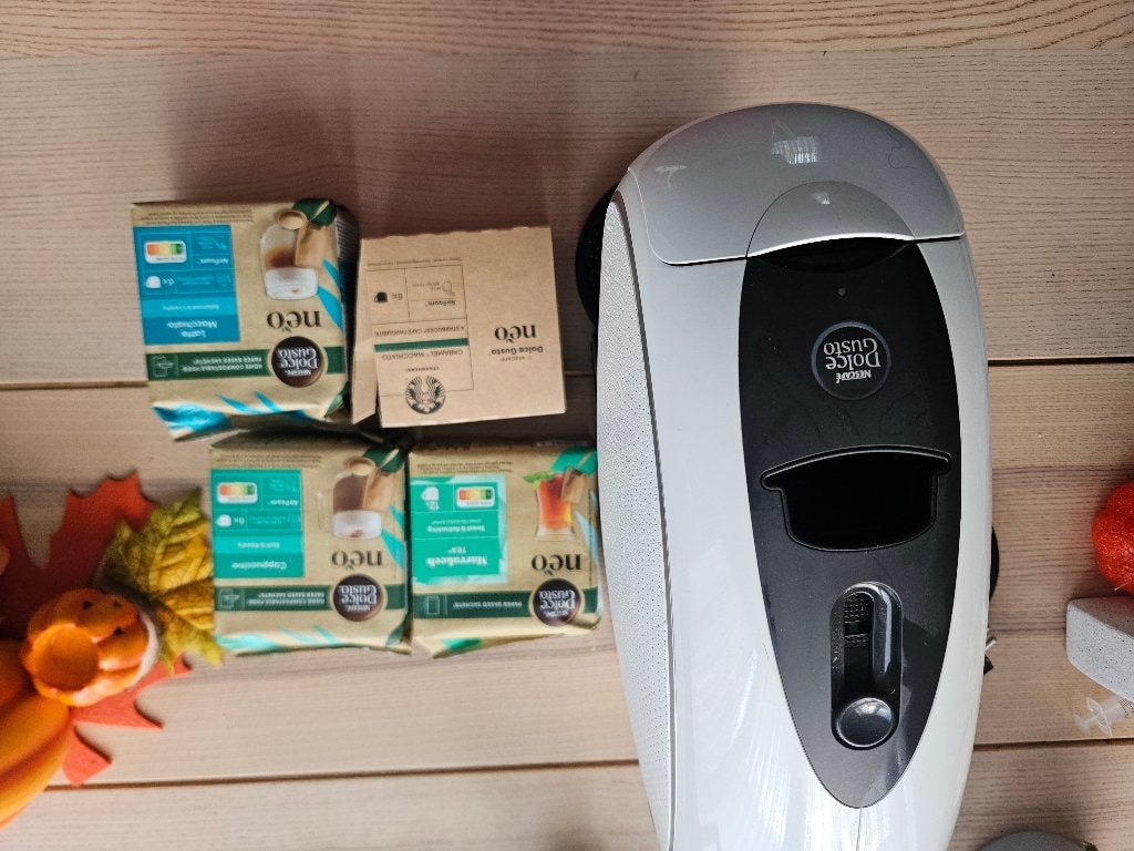 Machine à cafe dolce gusto + capsules, Dolce Gusto, Porte-capsules, Comme neuf, Enlèvement