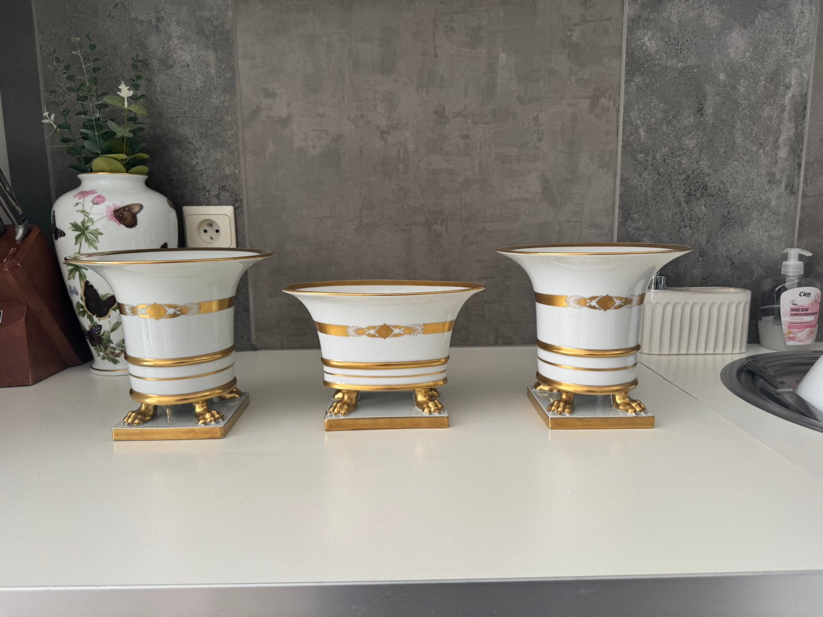 LOT DE VASE HEREND Empire ovale sur pied, de taille moyenne,, Enlèvement ou Envoi, Comme neuf