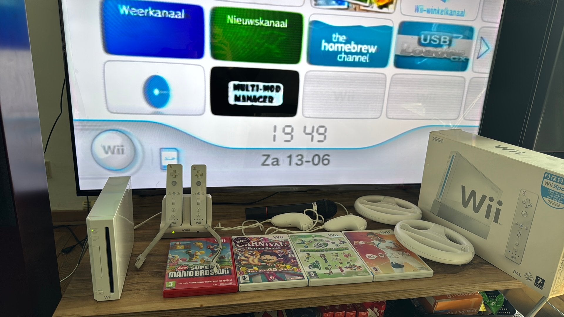 Wii + Super Mario Bros of Mariokart, Muziek en Instrumenten, Dj-sets en Draaitafels, Ophalen of Verzenden, Zo goed als nieuw