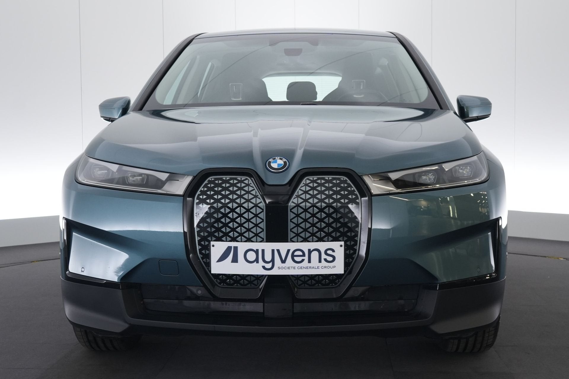 (2CBE223) BMW IX, Autos, Cuir, Achat, Carnet d'entretien, 5 portes