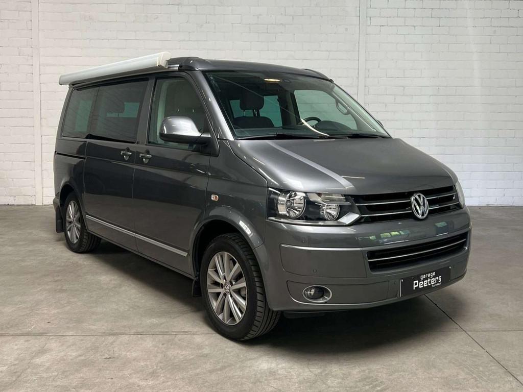 Volkswagen Transporter California DSG / NIEUWE MOTOR!, Auto's, Bestelwagens en Lichte vracht, Euro 5, Stof, 4 cilinders, Volkswagen