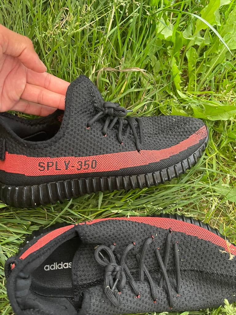 Adidas Yeezy size 43, Ophalen of Verzenden, Zo goed als nieuw