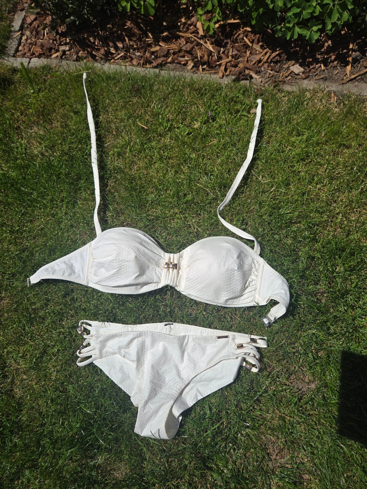 Bikini blanc sexy Sapph xl et accents dorés 80 E, Neuf, SAPPH, Enlèvement ou Envoi, Bikini