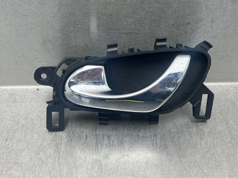 POIGNEE EXTERIEURE ARRIÈRE GAUCHE Nissan Qashqai (J11), Utilisé, Arrière, Nissan