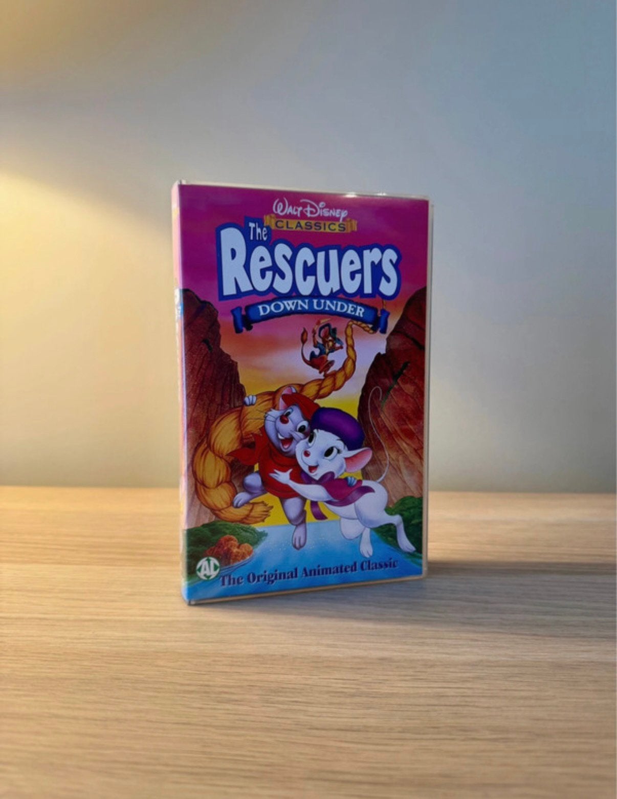 VHS - The Rescuers Down Under, Cd's en Dvd's, Ophalen of Verzenden, Zo goed als nieuw, Engels, VHS
