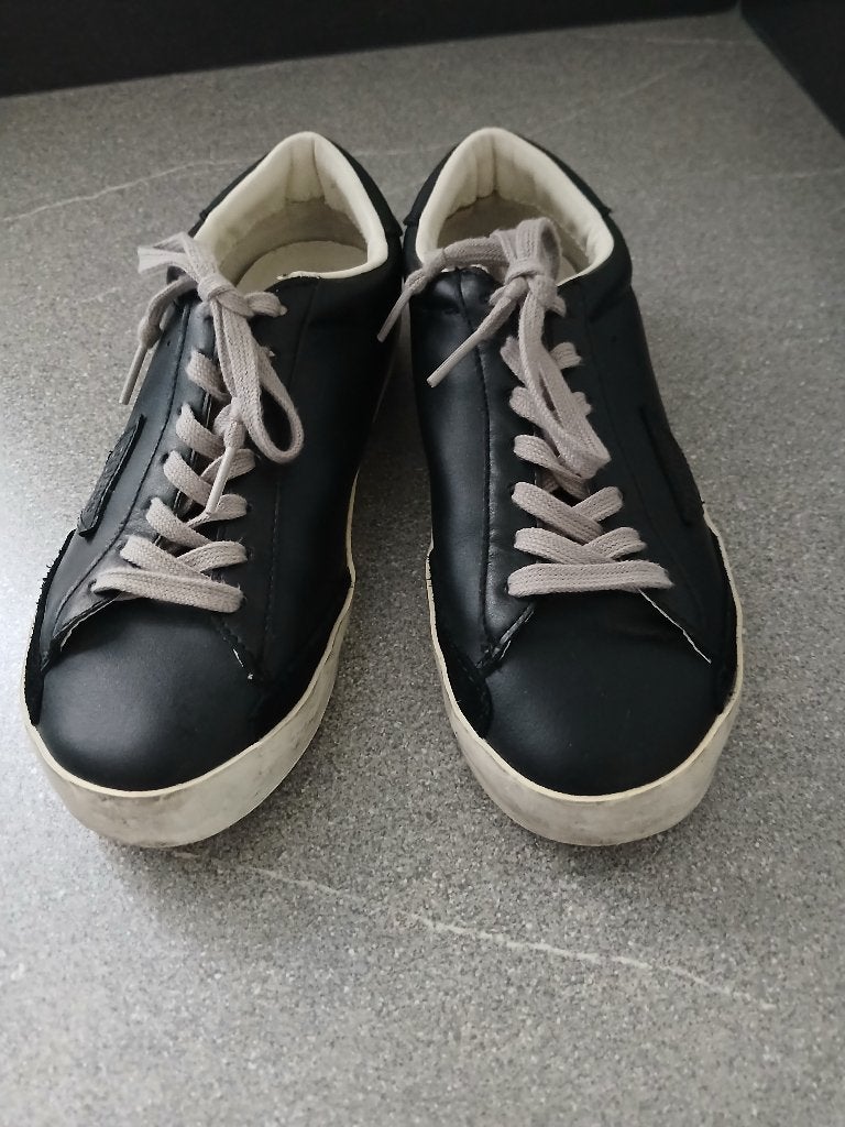 Sneaker Guess noire pour femme taille 37, Vêtements | Femmes, Guess, Enlèvement ou Envoi, Sneakers et Baskets, Comme neuf