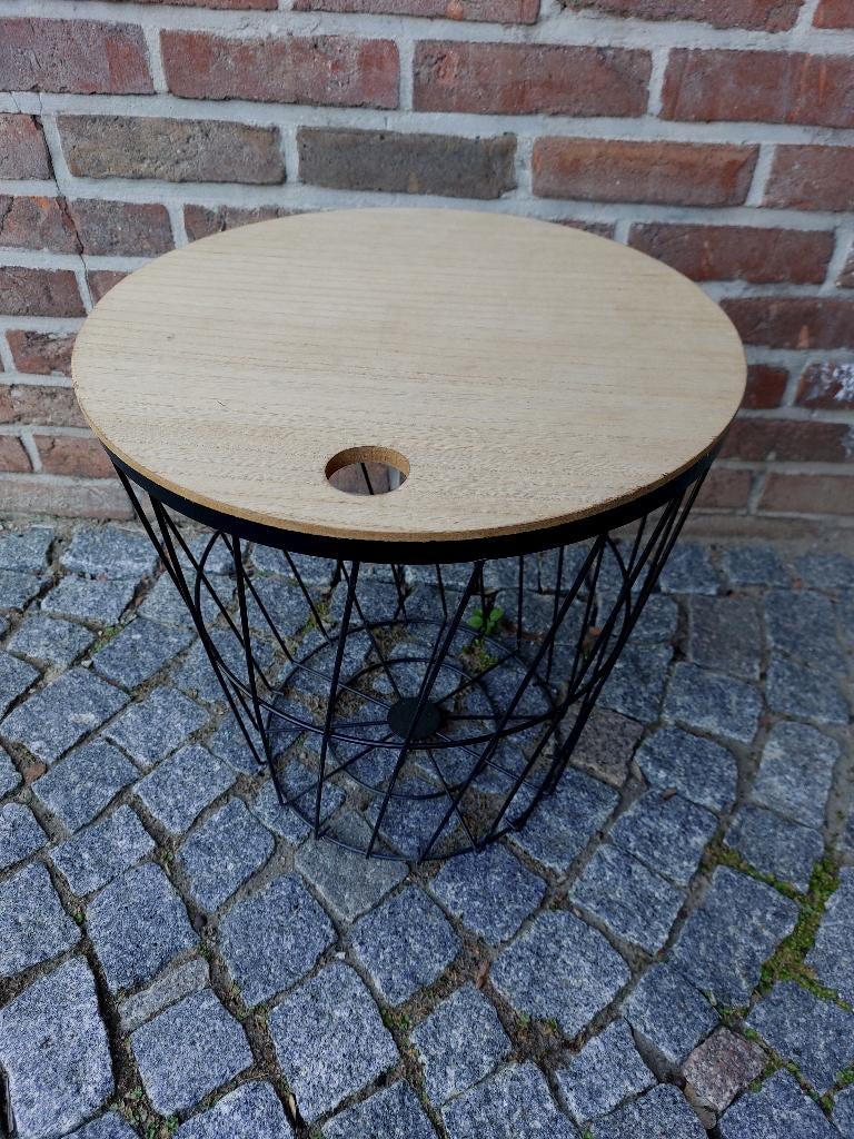 Table d'appoint IKEA KVISTBRO, Rond, Moins de 55 cm, Comme neuf, Enlèvement