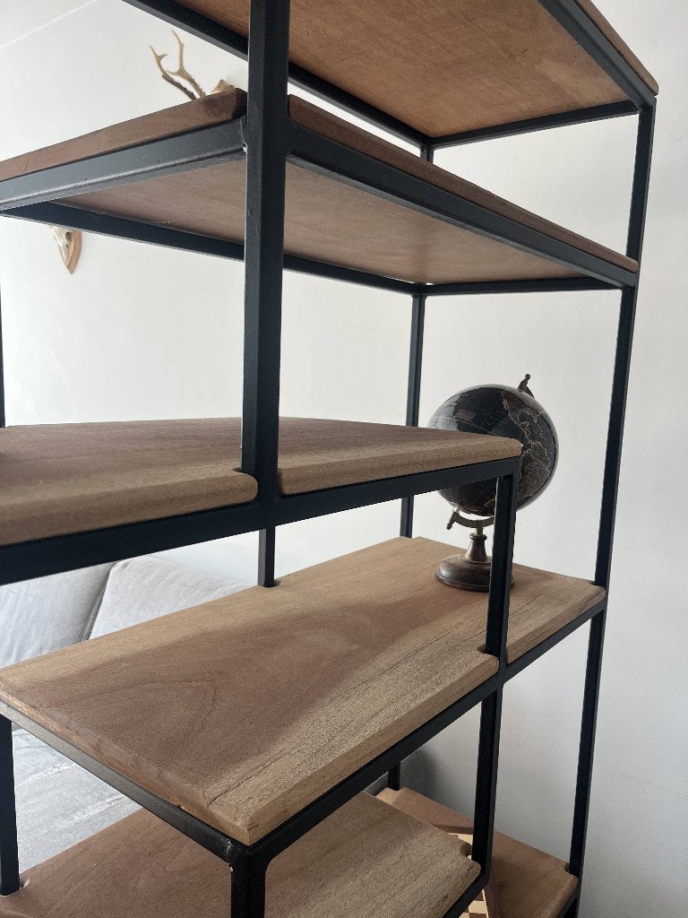 Industriële bibliotheek, Ophalen, 100 tot 150 cm, Zo goed als nieuw, Industriel