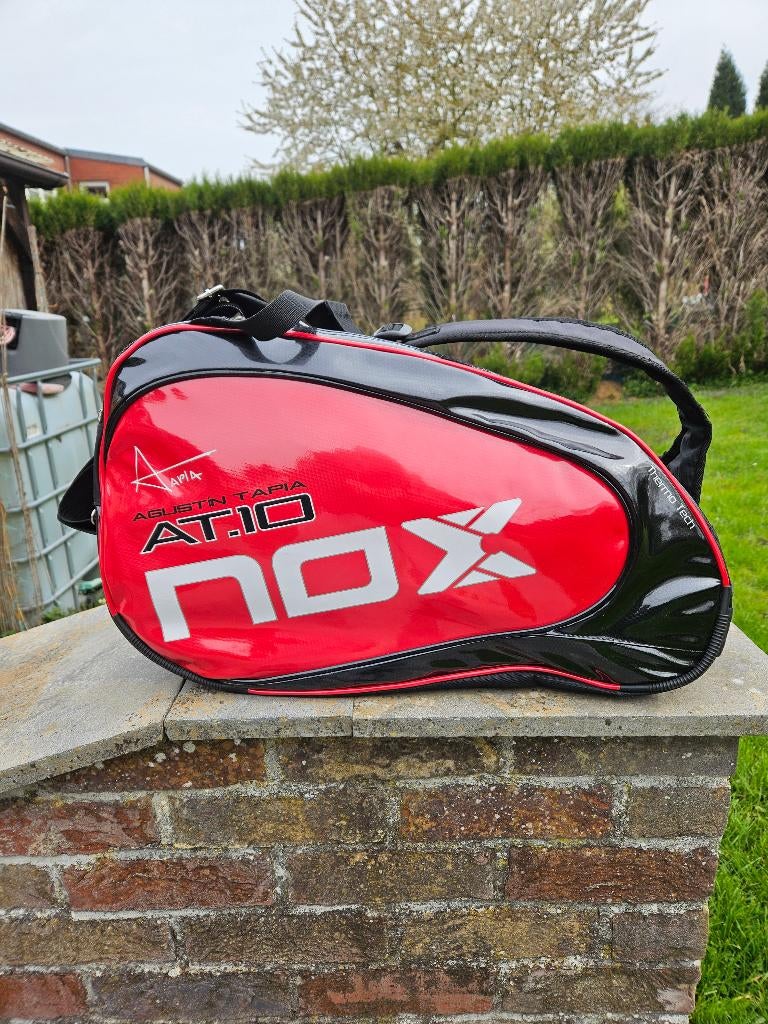 Sac Padel NOX Augustin Tapia AT.10, Enlèvement ou Envoi, Utilisé, Sac de padel