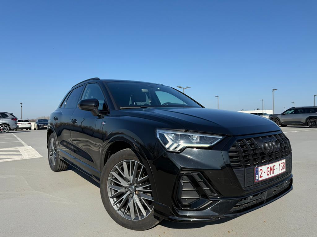Audi Q3 2.0 TDI Full option S line, Auto's, Audi, 1998 cc, Zwart, Leder, Bedrijf