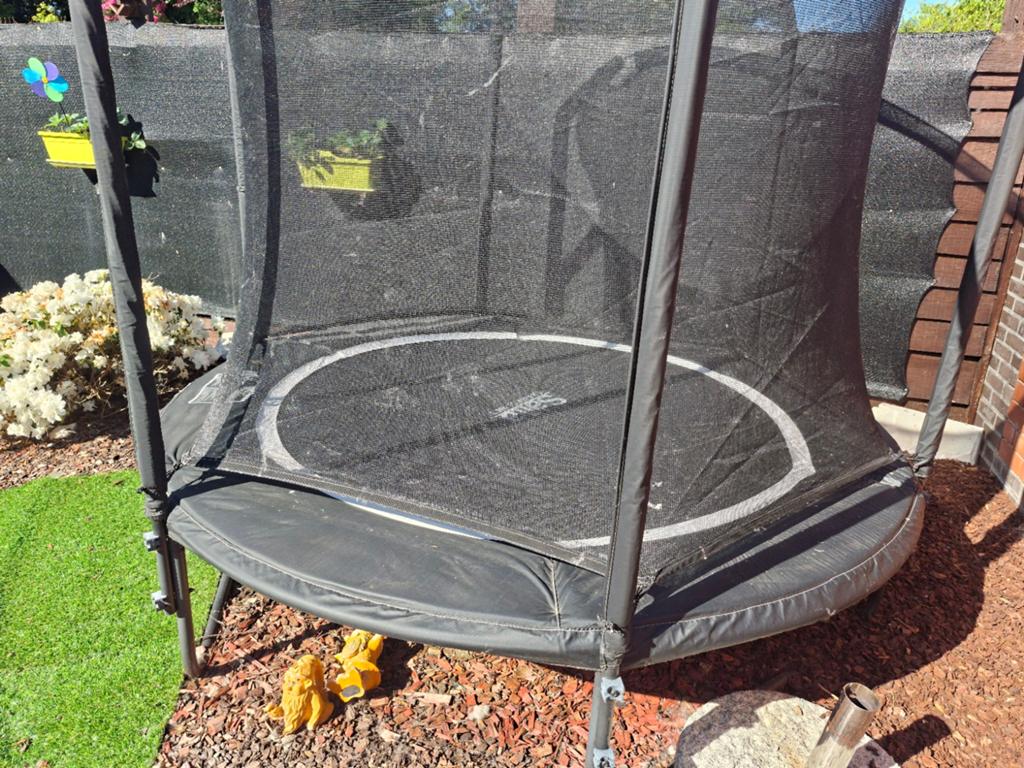 trampoline, Enlèvement