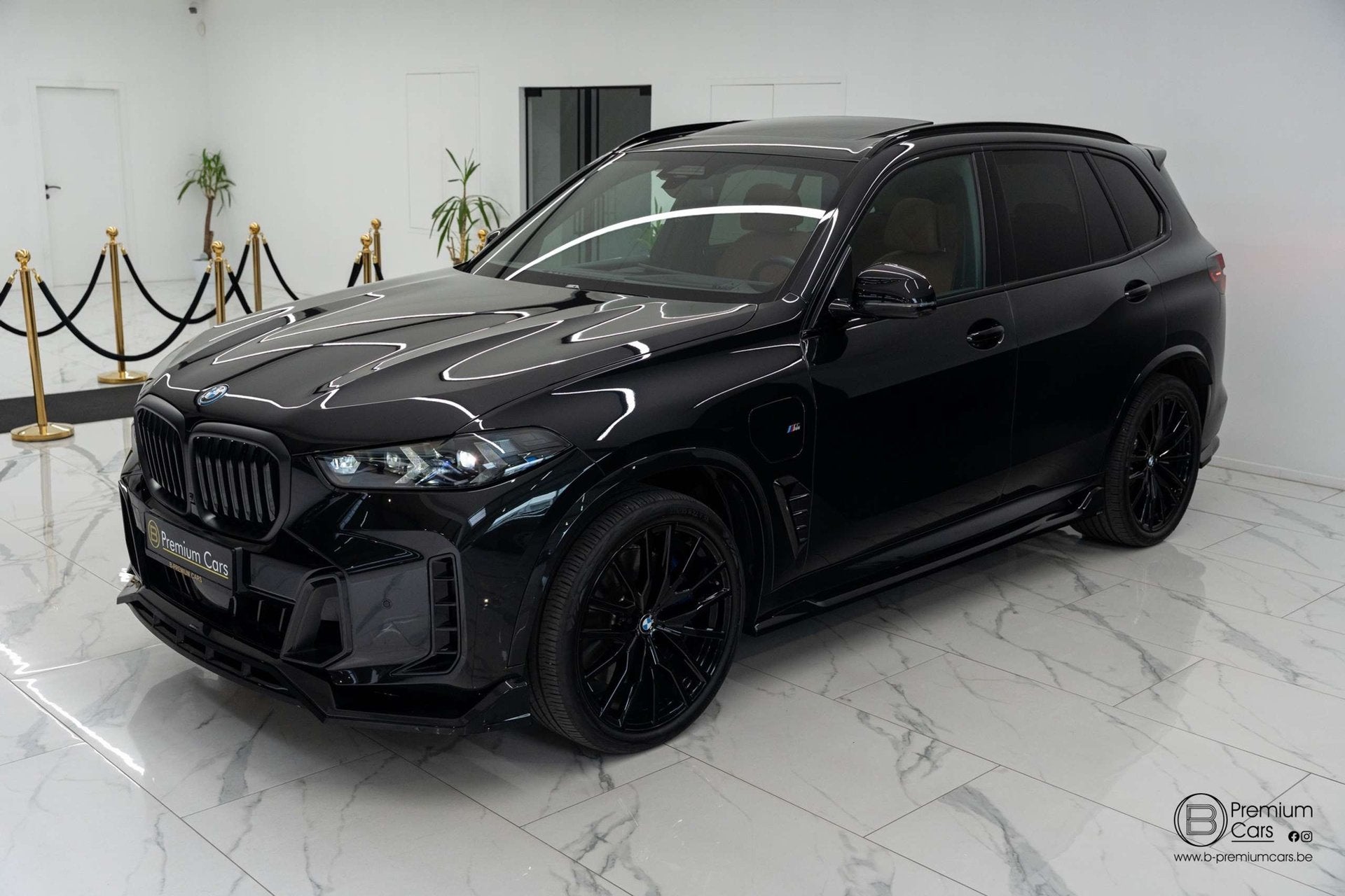 BMW X5 xDrive50e hybrid M-Performance bodykit! Full!, Auto's, BMW, Automaat, Gebruikt, 3200 kg, Lichtsensor