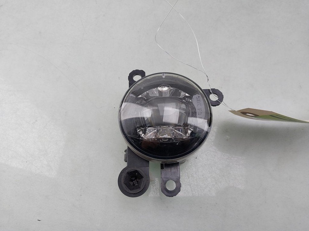 MISTLAMP RECHTS VOOR ProAce City (|9850854580|SU001B6010|), Gebruikt, Kundenbetreuung@toyota.de, Toyota, Toyota-Allee 2
50858  Köln, DE