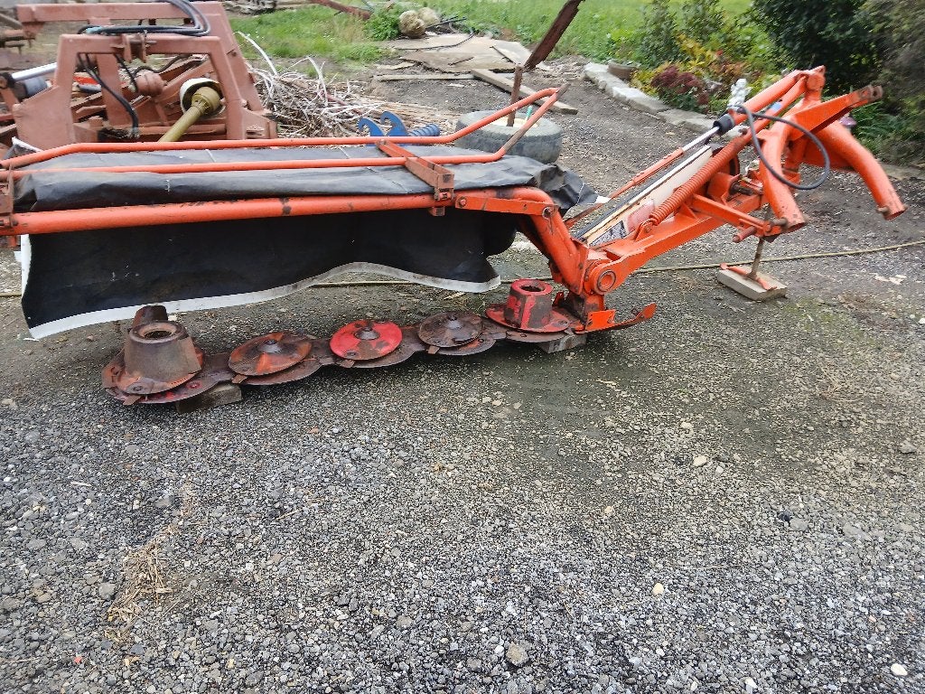 maaier kuhn gmd, Zakelijke goederen, Ophalen