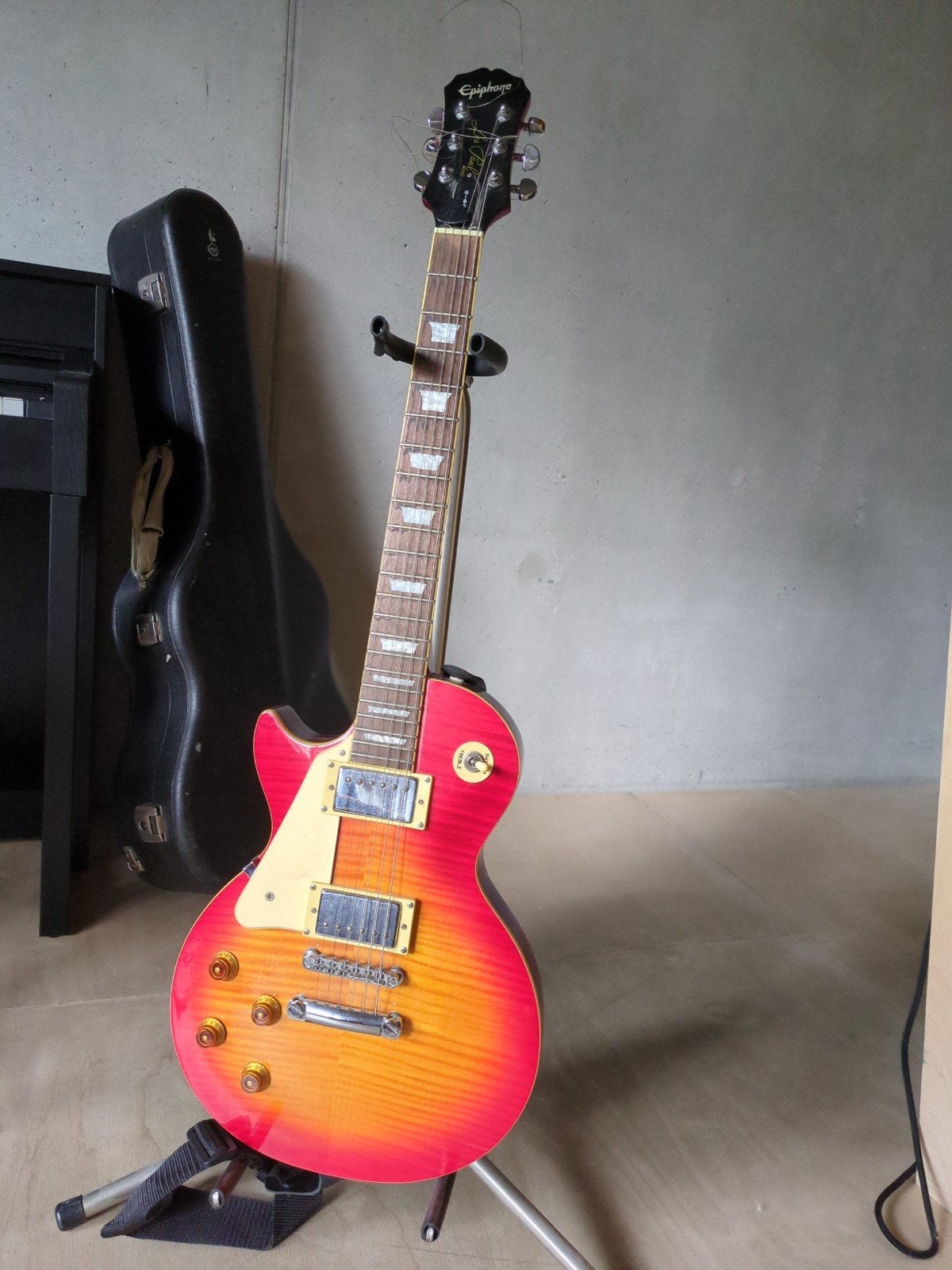 linkshandige Les Paul Epiphone, Musique & Instruments, Enlèvement, Utilisé, Solid body, Epiphone
