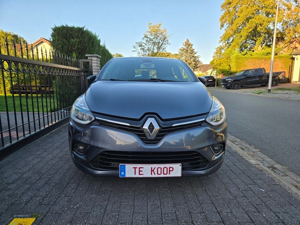 Renault Clio 1.2 TCe Energy Intens, Auto's, Voorwielaandrijving, 1165 kg, Leder en Stof, https://public.car-pass.be/vhr/ca71c5a6-cf5f-43af-ac22-e75f835ae09a
