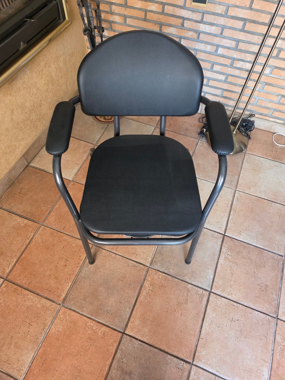 chaise de toilette de marque Vermeiren, Divers, Matériel Infirmier, Enlèvement, Comme neuf