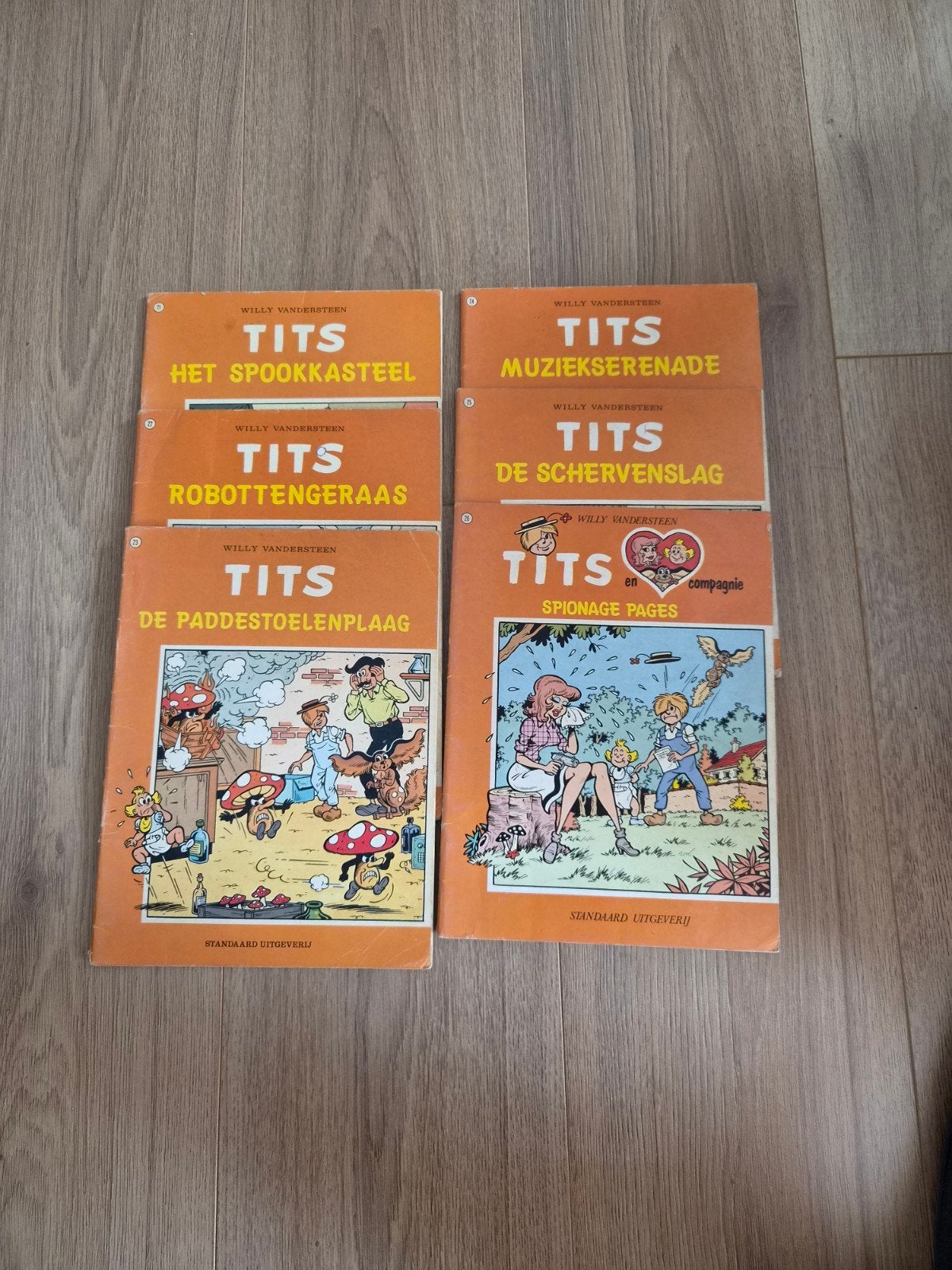 tits, Boeken, Stripverhalen, Ophalen