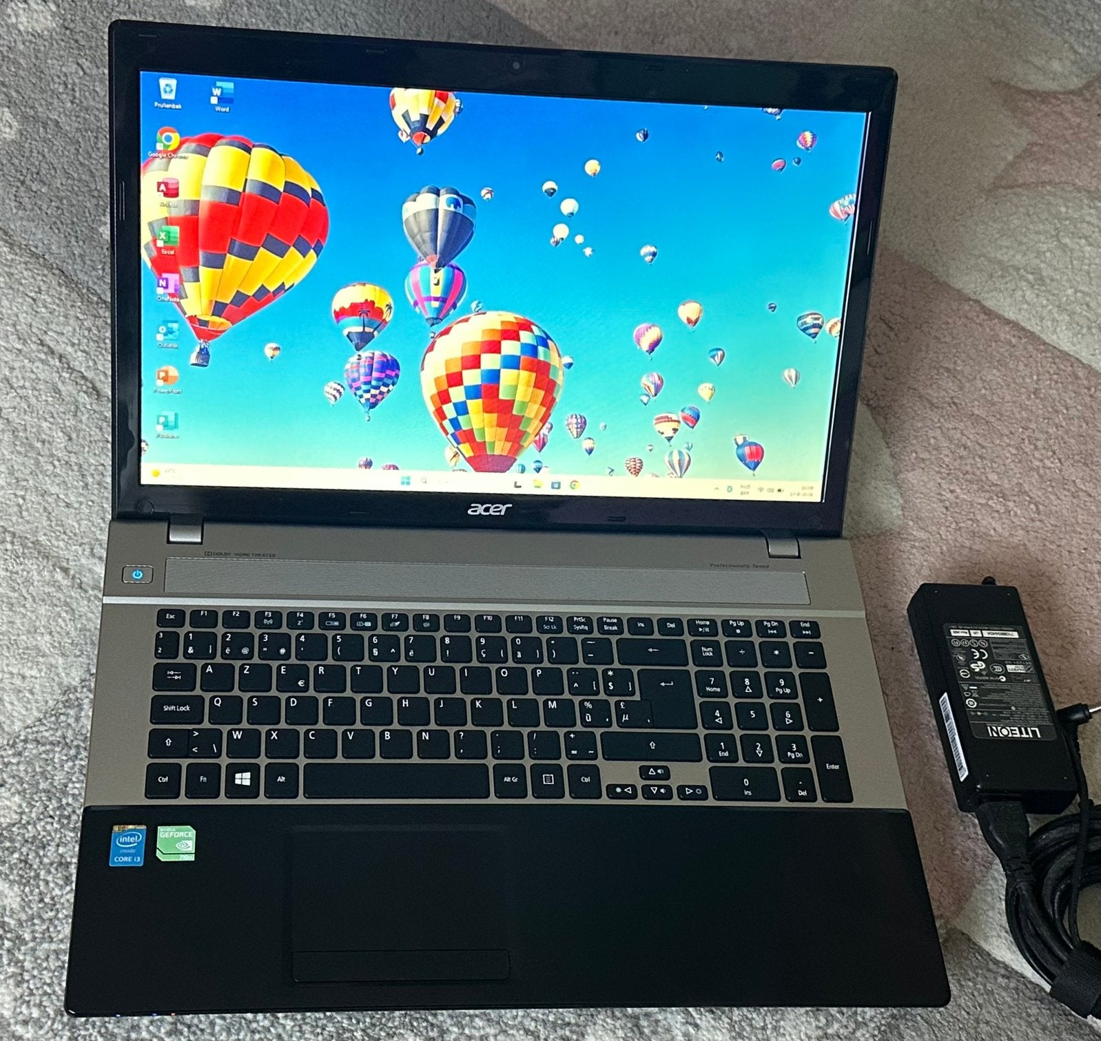 Mooie 17.3”Acer/ i3-3110M/8gb ram/128gb ssd/500gb hdd/Win 11, Computers en Software, Laptop-opladers, Ophalen, Zo goed als nieuw