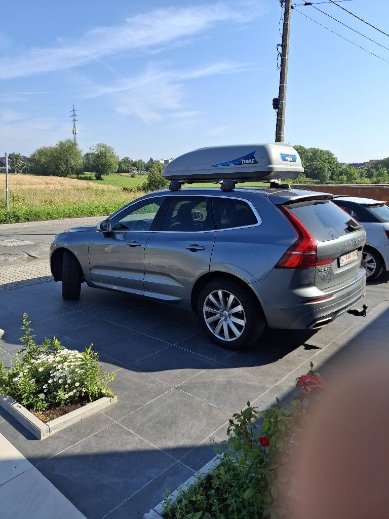 Coffre de toit Thule et barres de toit Volvo XC 60, Autos : Divers, Coffres de toit, Enlèvement, Utilisé