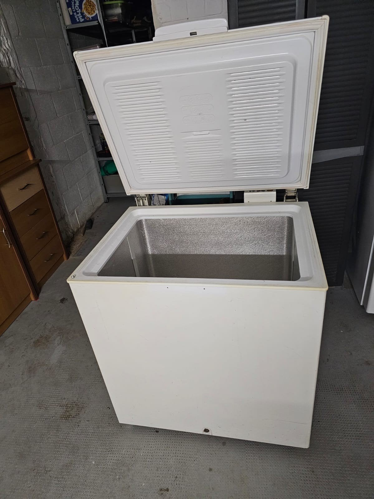 Congélateur Whirlpool 200L, Electroménager, Congélateurs, Congélateur