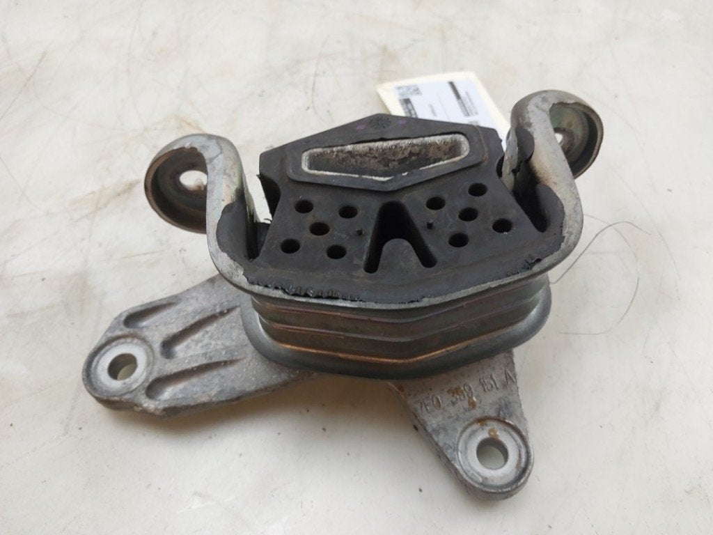 SUPPORT BOITE DE VITESSES ABS Transporter T6 (|7E0399151A|), Utilisé, Volkswagen