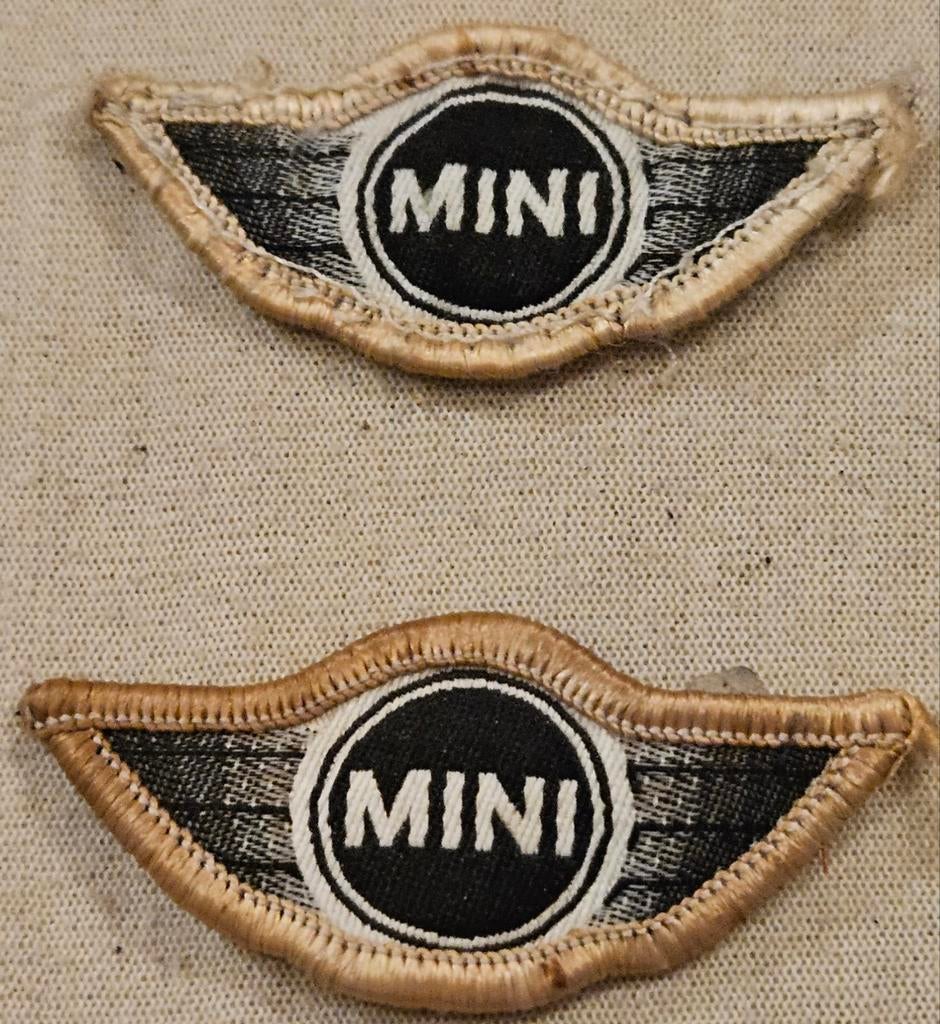 Mini-écusson vintage
Ce MIN brodé vintage, Enlèvement ou Envoi, Marque