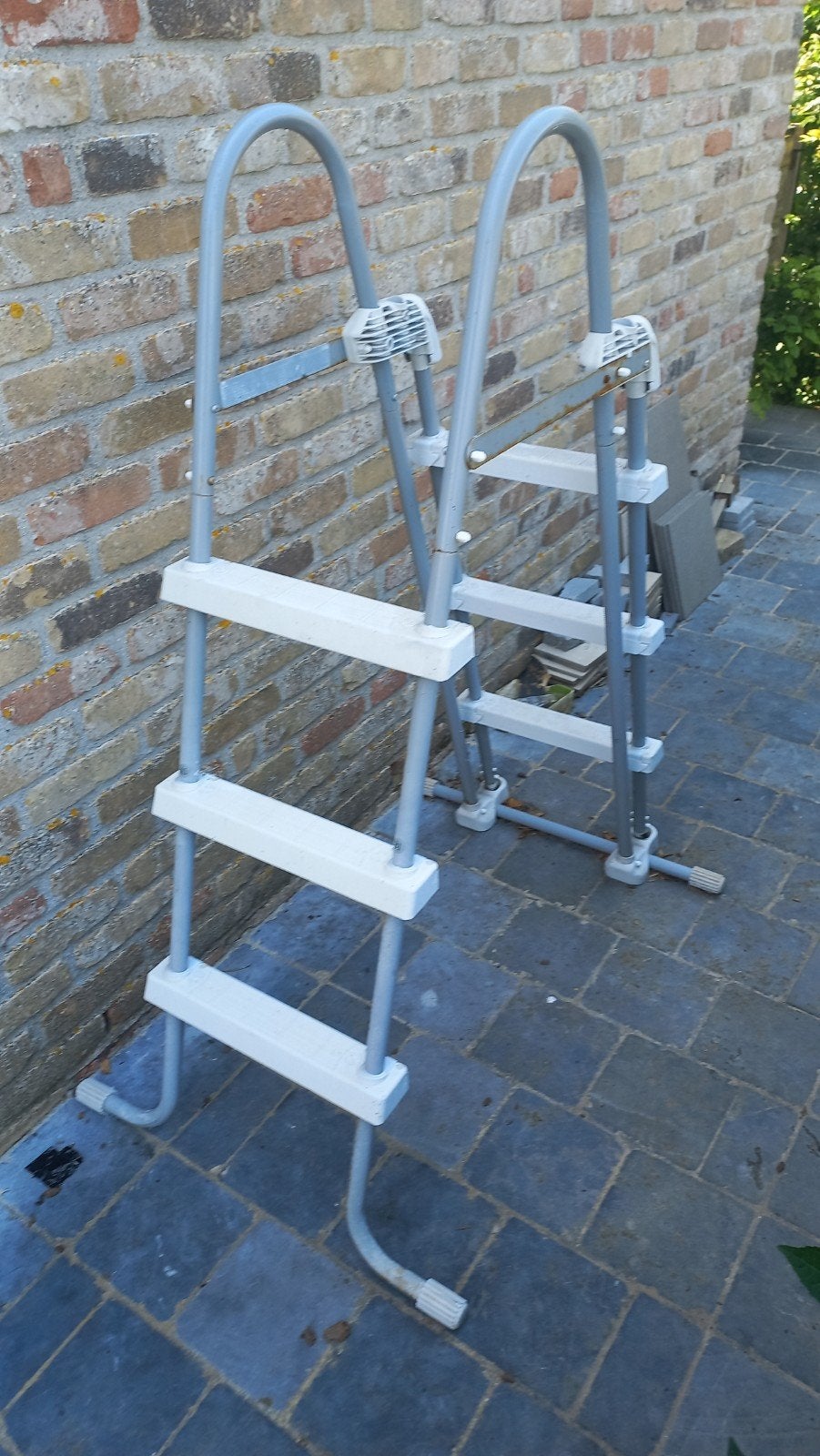 Zwembadladder, Ophalen, Ladder