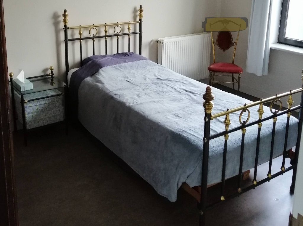 Koperen 1-pers. Bed + nachttafel, Ophalen, Overige materialen, 90 cm, Eenpersoons