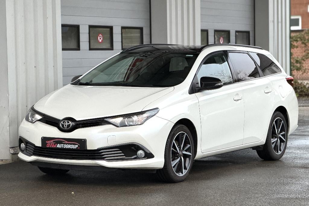 Toyota Auris 1.2 Turbo Benzine/Black Edition/Camera/Euro6, Autos, Toyota, 1197 cm³, Achat, Entreprise, Boîte manuelle