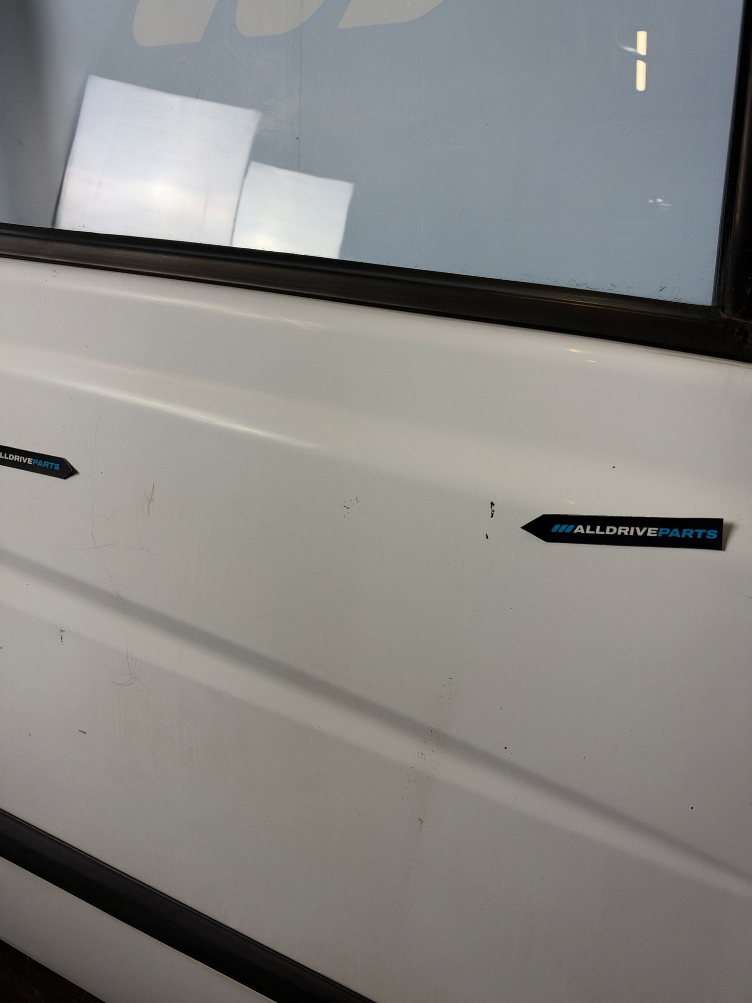 Mercedes Vito W639 porte avant droite blanche A6397201105, -, Utilisé, Porte, Avant