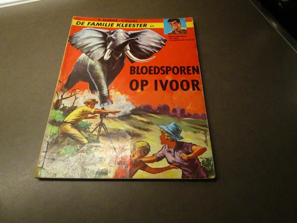 Bloedsporen op ivoor - fam. Kleester - 1966 - 1e druk, Gelezen, E. Aidans - Y. Duval, Eén stripboek, Ophalen of Verzenden