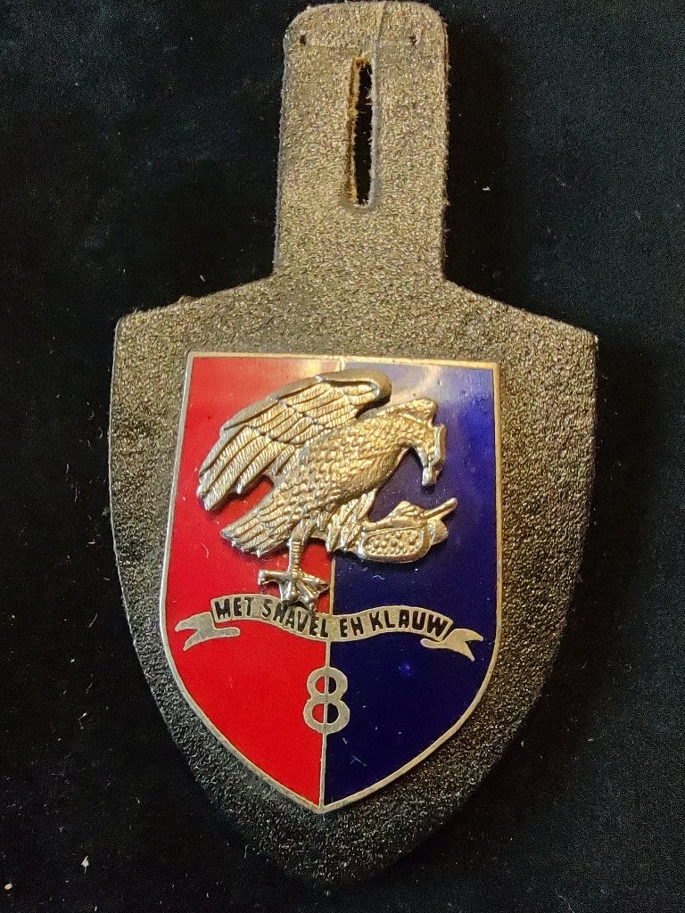 Badge # 37, Collections, Envoi
