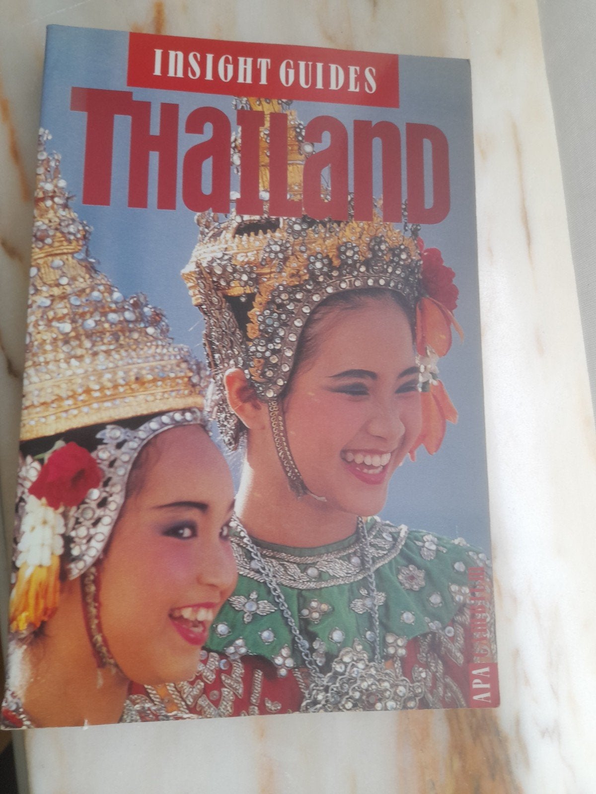 reisgids Thailand Insight Guide, Ophalen