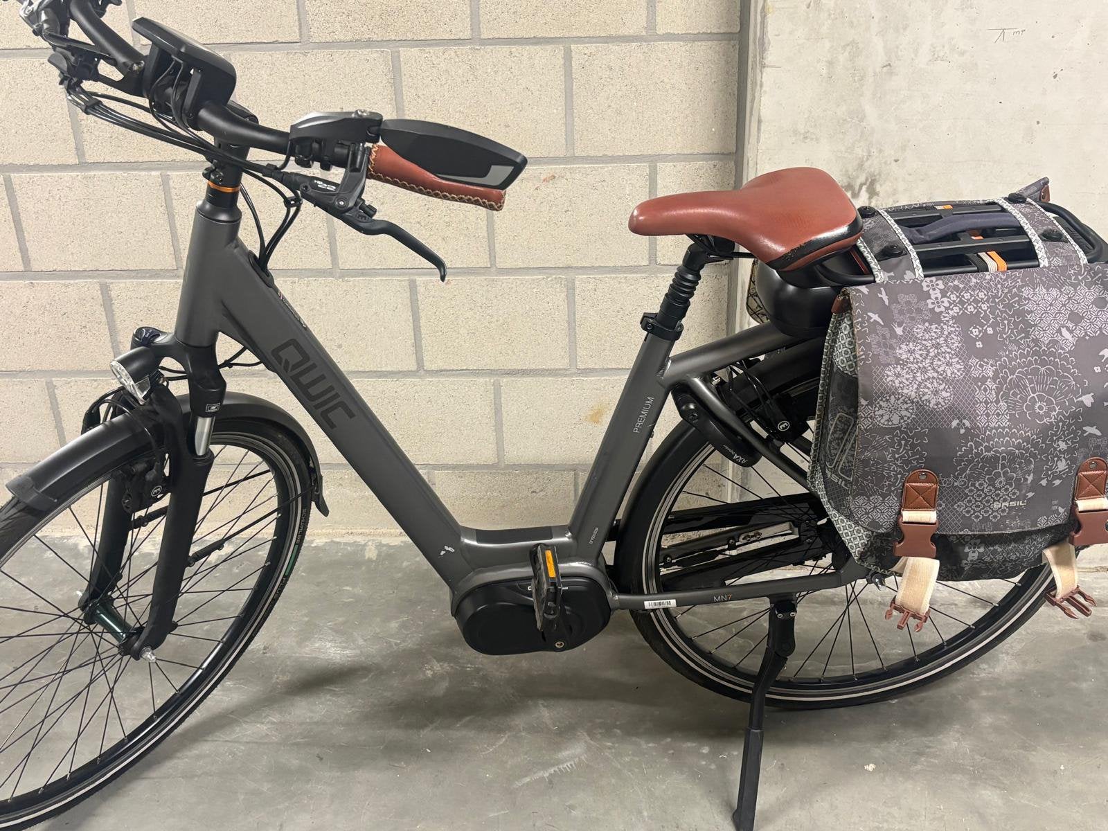 Elektriche fiets merk qwic, Ophalen, Zo goed als nieuw, Qwic