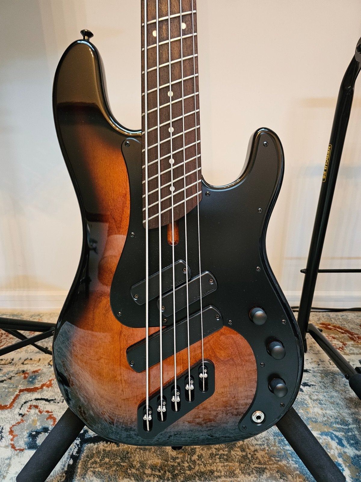 Dingwall SP1-5  Sunburst, Musique & Instruments, Instruments à corde | Guitares | Basses, Enlèvement, Comme neuf, Électrique, 5 cordes
