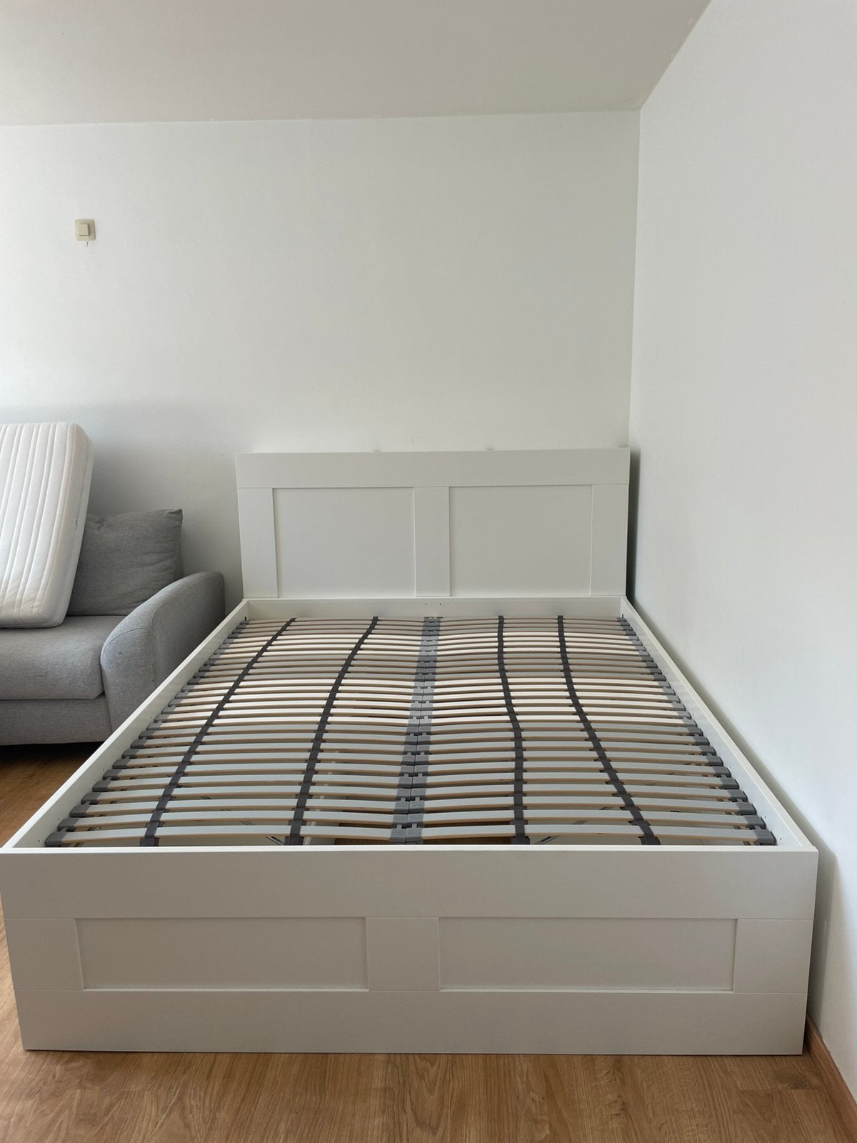 Bed Malm 180x200 met 4 lades, Huis en Inrichting, Slaapkamer | Bedden, Ophalen, Zo goed als nieuw, Tweepersoons, Wit