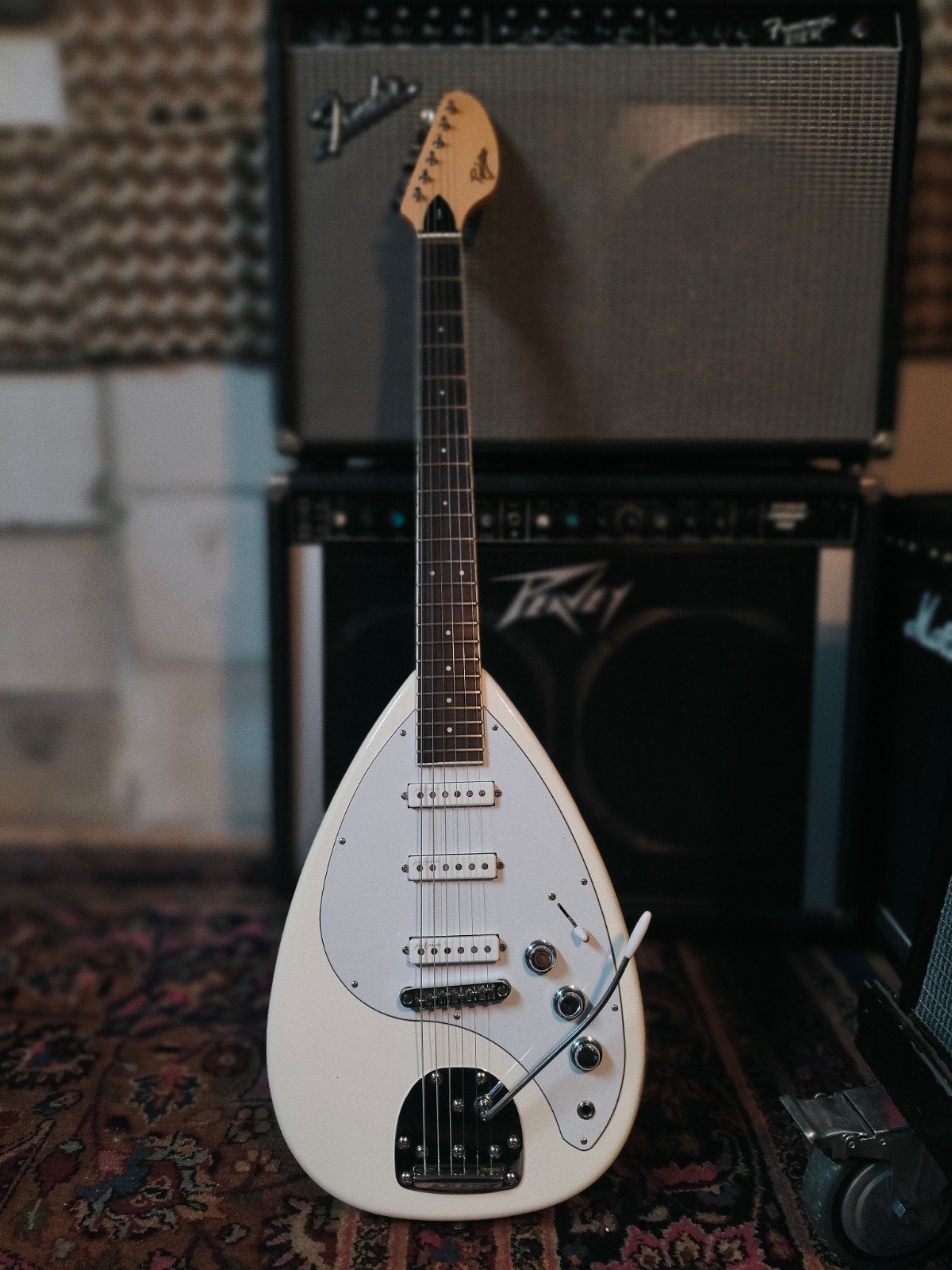 Revelation VX64 Teardrop model, Muziek en Instrumenten, Snaarinstrumenten | Gitaren | Elektrisch, Ophalen, Zo goed als nieuw, Solid body